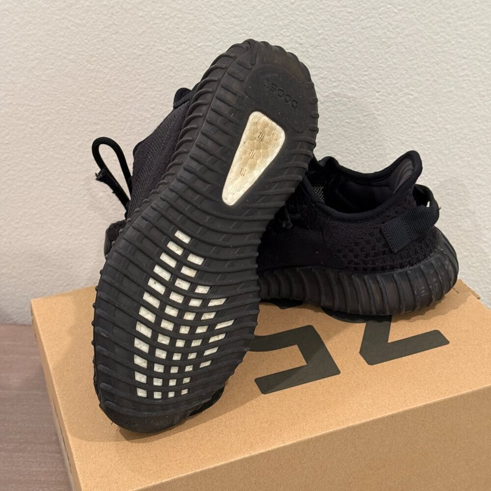 YEEZY BOOST 350 V2 HQ4540 ONYX/ONYX/ONYX - Picture 7 of 10